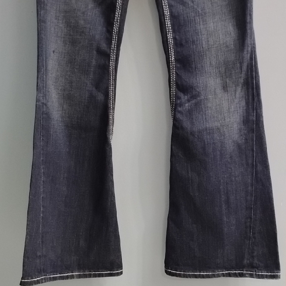 ⭐ Vigoss Collection Women's Dark Wash Flare Jeans Size 1 ⭐ - Picture 6 of 9